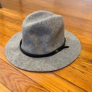 Grey Wool Hat with Black Strap